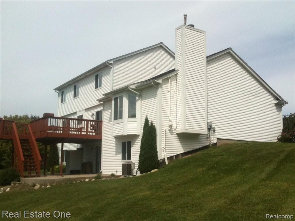 957 Meadowbrook Way, Milford, MI 48381 — Photo 3