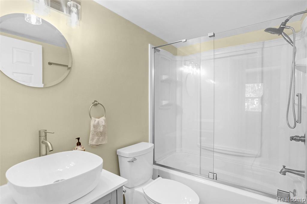 4714 Butler Drive, Troy, MI 48085 — Photo 22