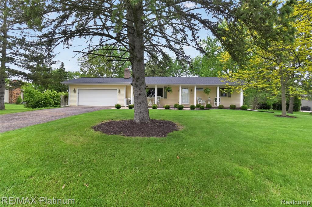 139 Edgemont Drive, Howell, MI 48855 — Photo 61
