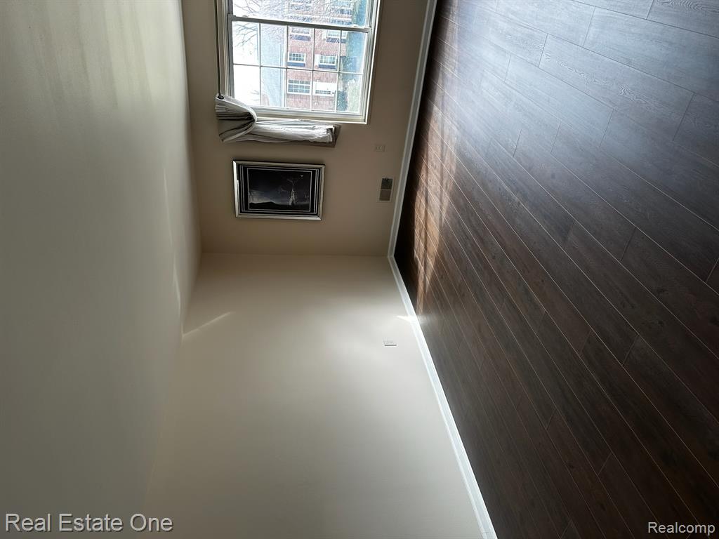 780 E Fox Hills Drive, Bloomfield Hills, MI 48304 — Photo 11
