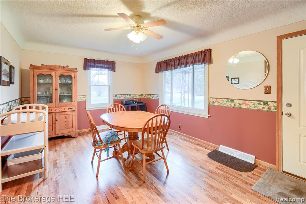 5107 Hartland Drive, Flint, MI 48506 — Photo 12