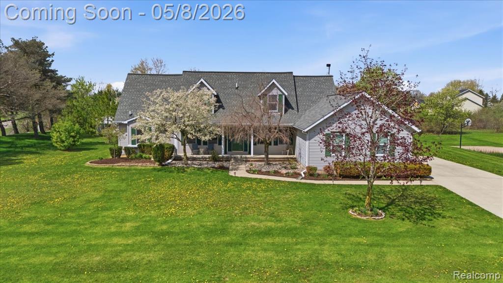 9514 Aspen View Drive, Grand Blanc, MI 48439 — front exterior