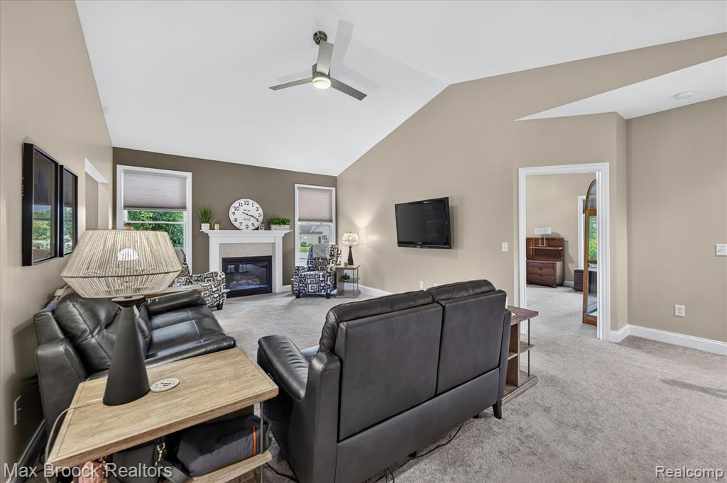 13141 Harbor Landings Drive, 76, Fenton, MI 48430 — Photo 9