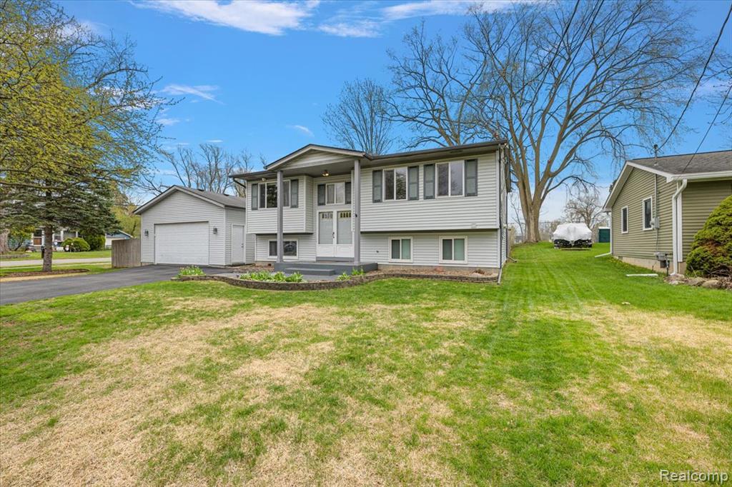 490 Glenn Court, Lake Orion, MI 48362 — Photo 39