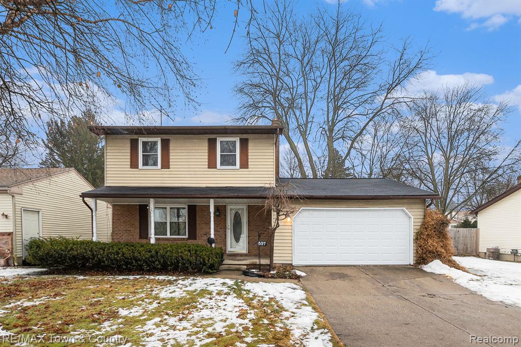 537 SPRING Lane, Flushing, MI 48433 — front exterior