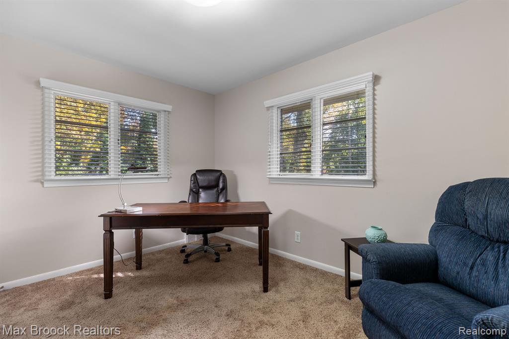 4823 WYE OAK Road, Bloomfield Hills, MI 48301 — Photo 16