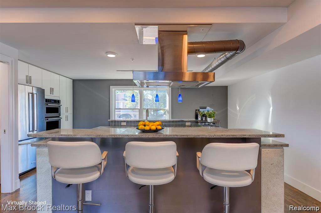 638 W 11 Mile Road, Royal Oak, MI 48067 — Photo 12
