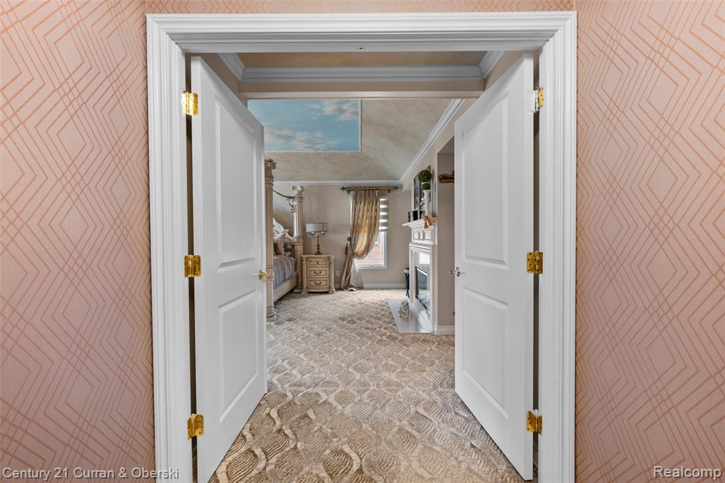 18091 Peninsula Way, Northville, MI 48168 — Photo 33