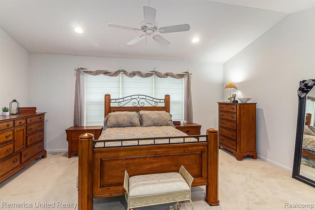 1390 COURTNEY, Hartland, MI 48353 — Photo 13