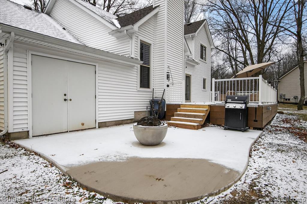 5150 Edward James Drive, Howell, MI 48843 — Photo 42