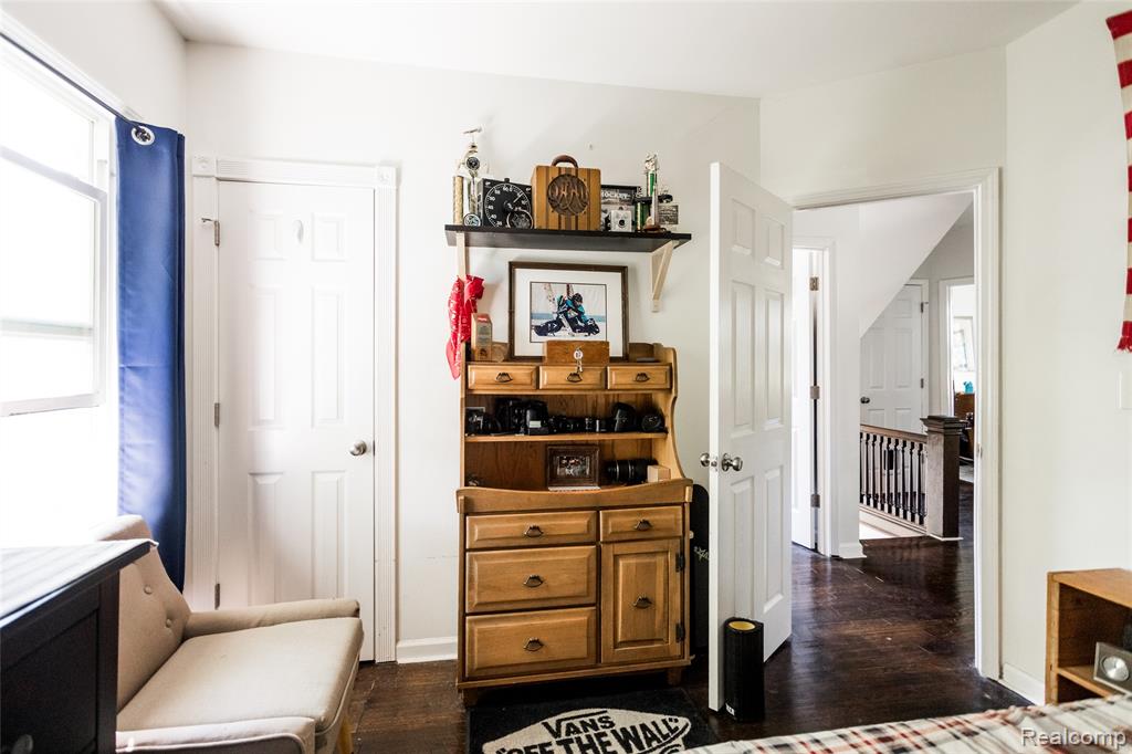 550 Smith Street, Detroit, MI 48202 — Photo 17