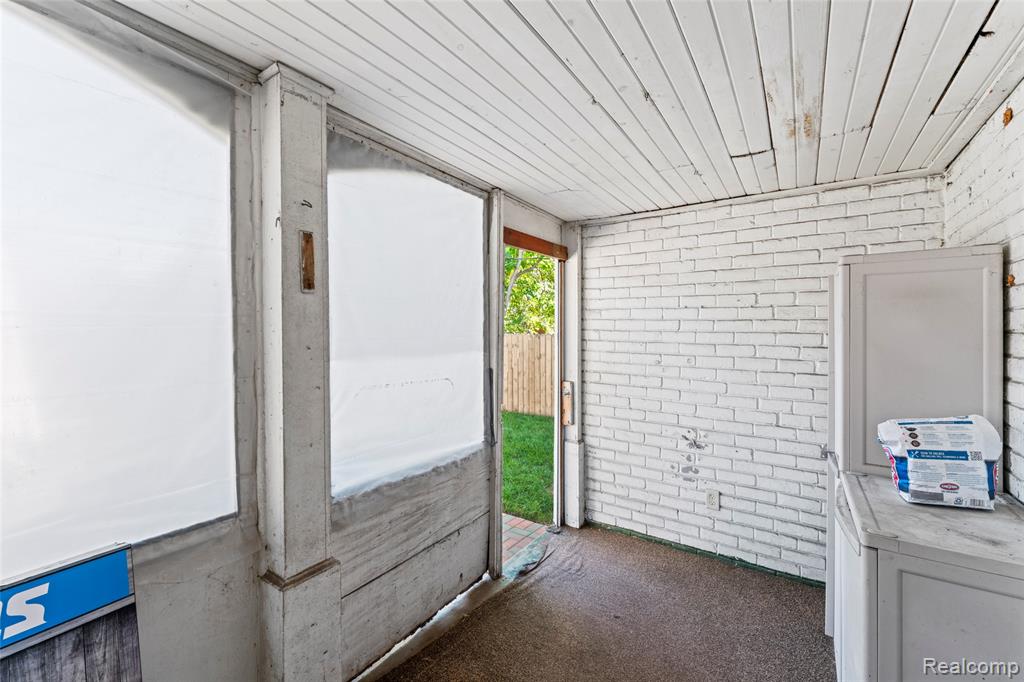 18300 Prairie Street, Detroit, MI 48221 — Photo 14