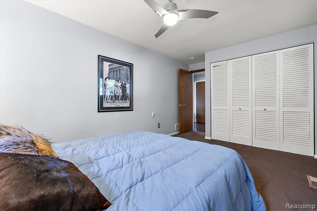 7315 Lindenmere Drive, Bloomfield Hills, MI 48301 — Photo 38