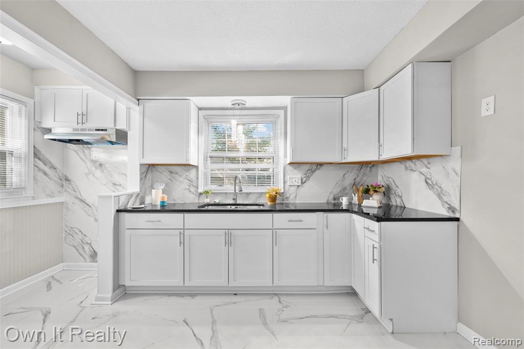 5275 Three Mile Drive, Detroit, MI 48224 — Photo 13