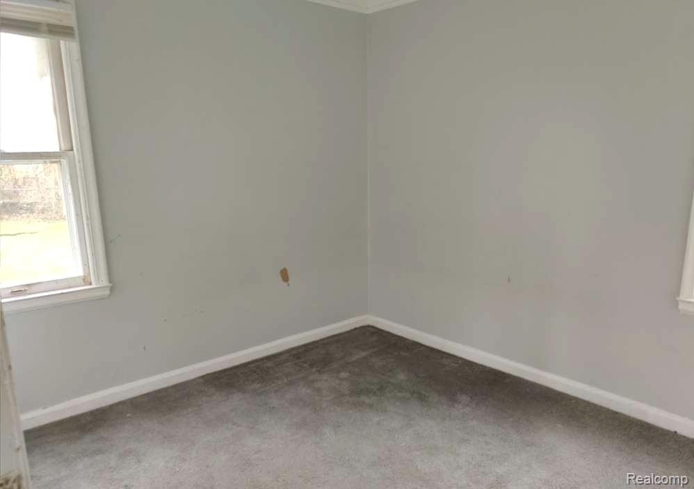 8458 Brace Street, Detroit, MI 48228 — Photo 12