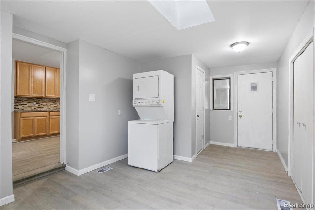 4984 Huron Street, Dearborn Heights, MI 48125 — Photo 25