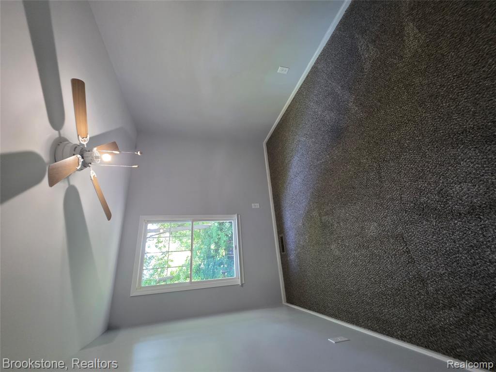 6499 Dalton Drive, Flushing, MI 48433 — Photo 20