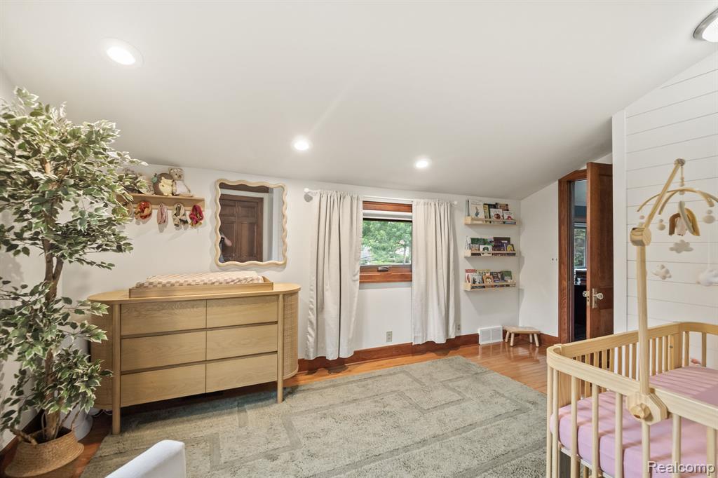 902 E 6th Street, Royal Oak, MI 48067 — Photo 25