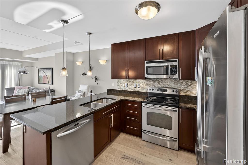 111 N Ashley Street, 406, Ann Arbor, MI 48104 — Photo 15