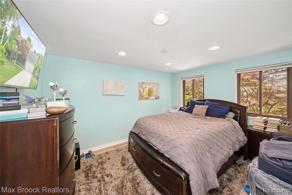 6247 Carpathian Court, West Bloomfield, MI 48324 — Photo 29