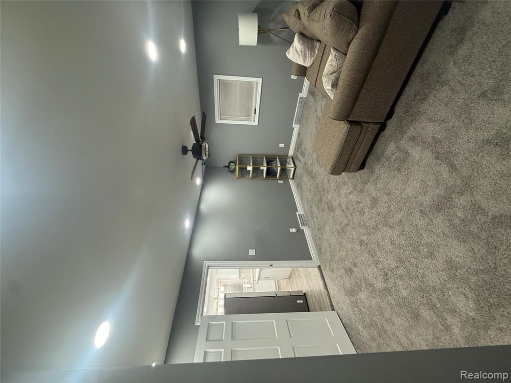 44862 WILLIS Road, Belleville, MI 48111 — Photo 5