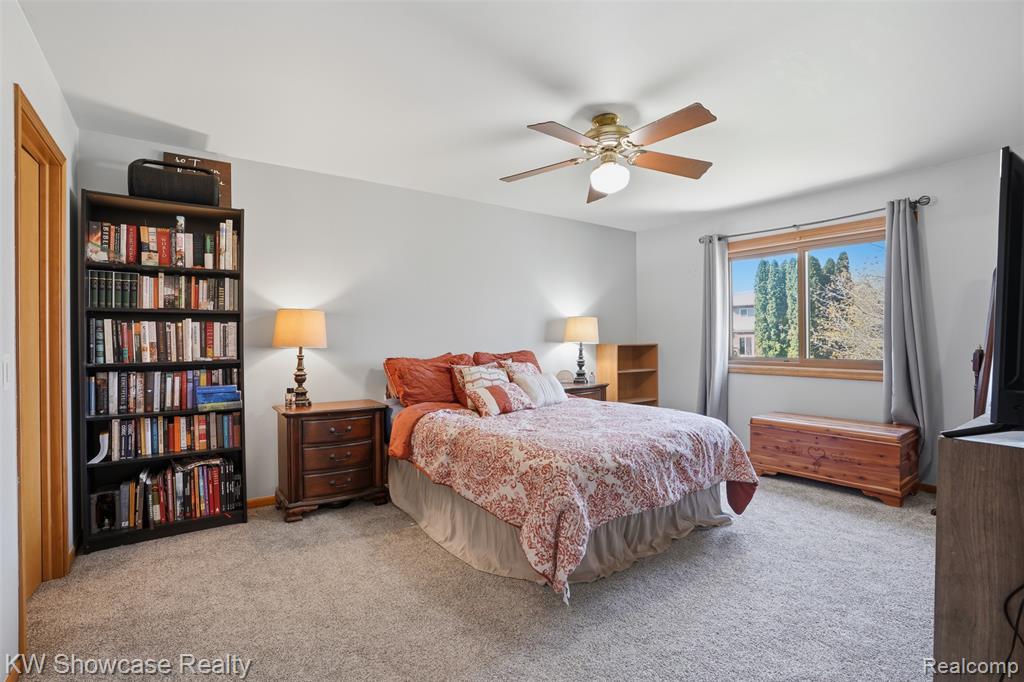 2015 Huntingdon Drive, Wixom, MI 48393 — Photo 19