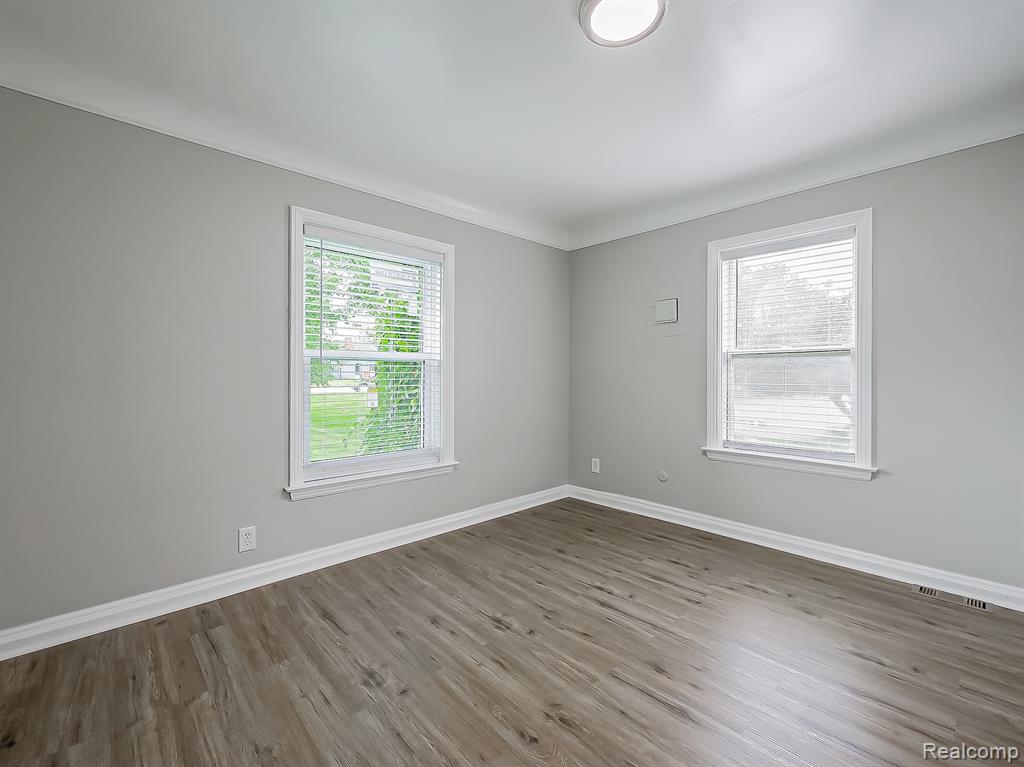 3170 Dixie Highway, Waterford, MI 48328 — Photo 10
