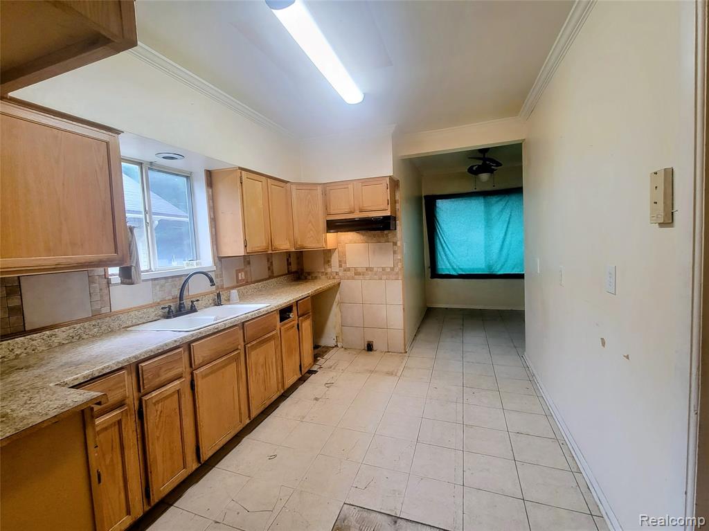 51 Dakota Street, Pontiac, MI 48341 — Photo 5