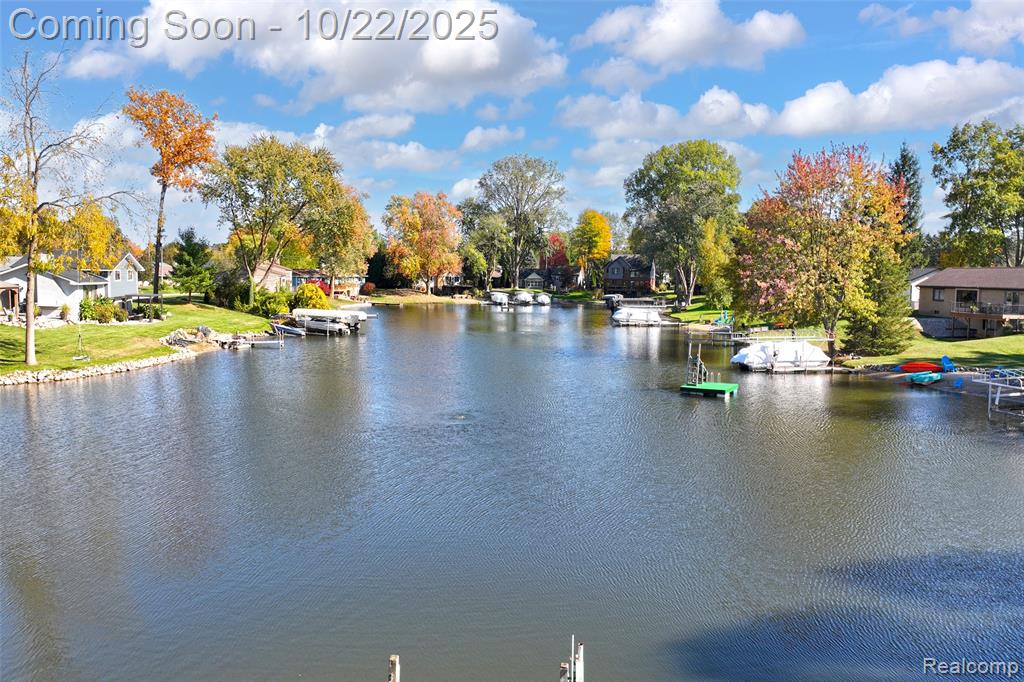 3996 Araby Court, Highland, MI 48356 — Photo 38