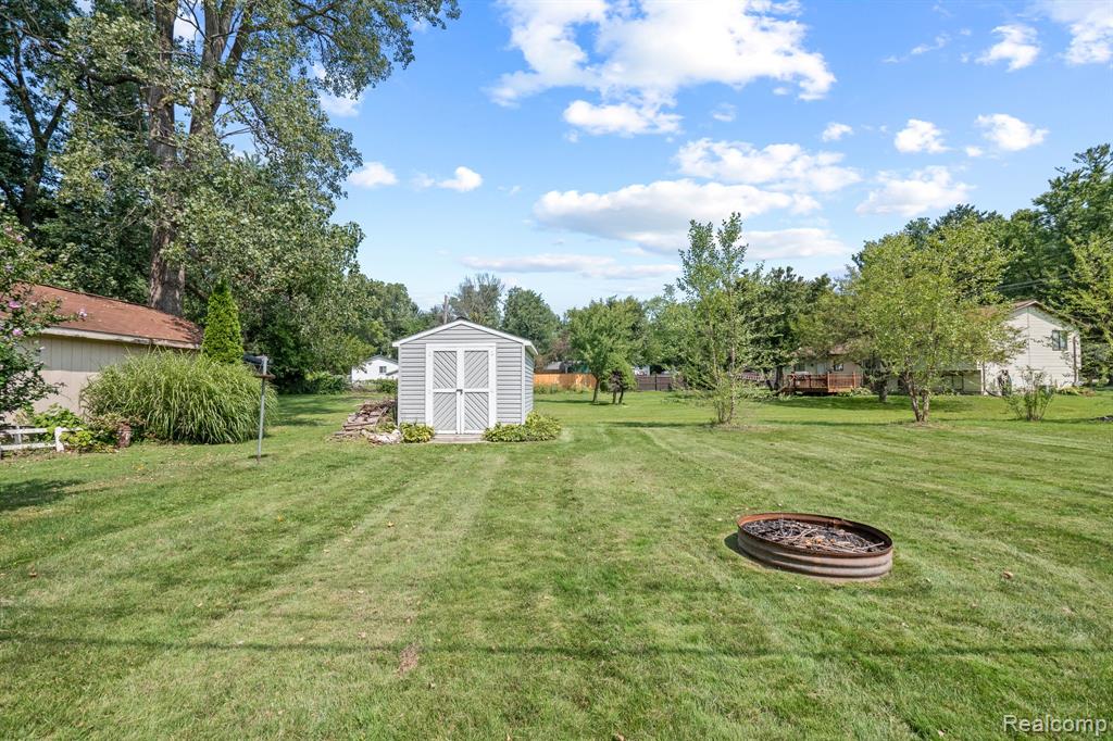 749 Mariday Street, Lake Orion, MI 48362 — Photo 24