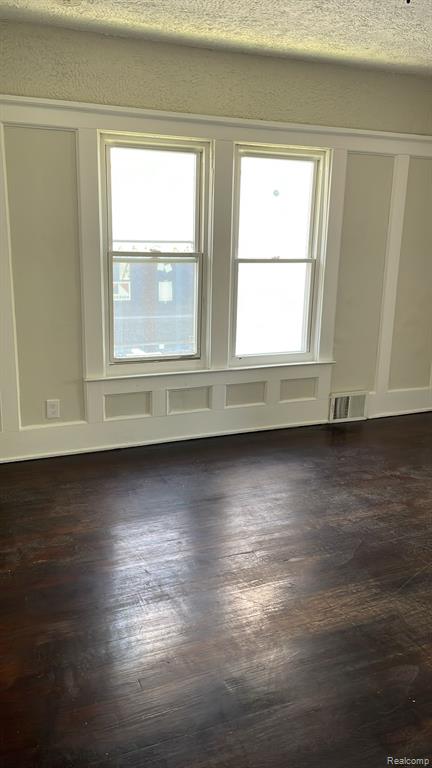 7633 Woodrow Wilson Street, Detroit, MI 48206 — Photo 12