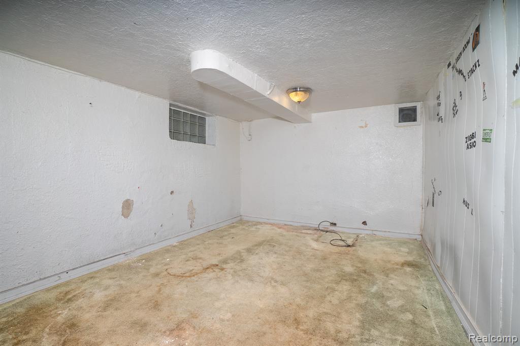 16176 TRACEY Street, Detroit, MI 48235 — Photo 18