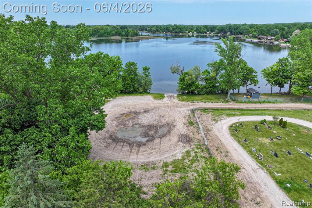 422 East Road, Holly, MI 48442 — Photo 51