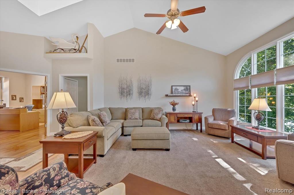 4655 Cusenza Drive, Otter Lake, MI 48464 — Photo 12