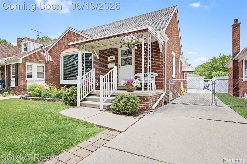 7646 Robinson Avenue, Allen Park, MI 48101 — Photo 2