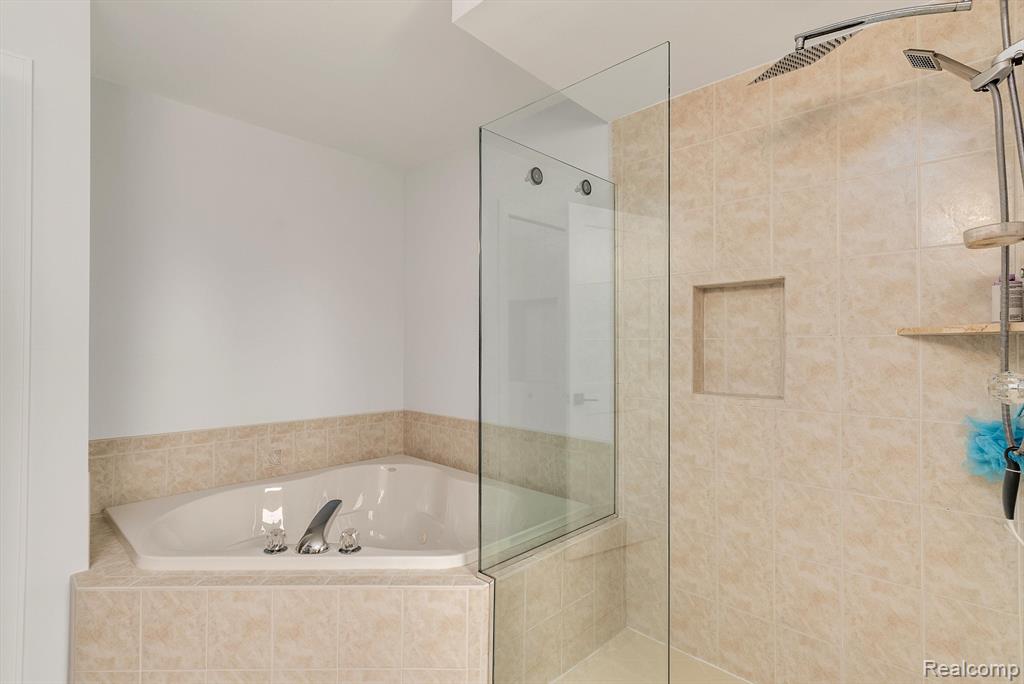 54591 Hibiscus Drive, Macomb, MI 48042 — Photo 36