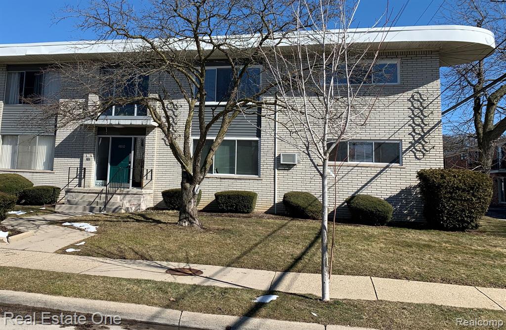 4810 Briarwood Avenue, Royal Oak, MI 48073 — front exterior