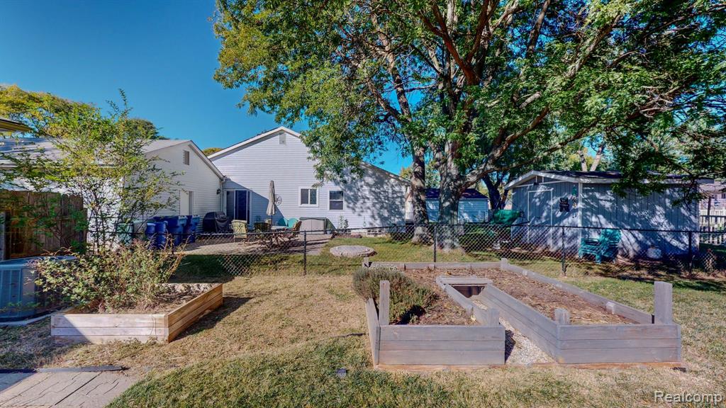 1357 Hampshire Drive, Canton, MI 48188 — Photo 25
