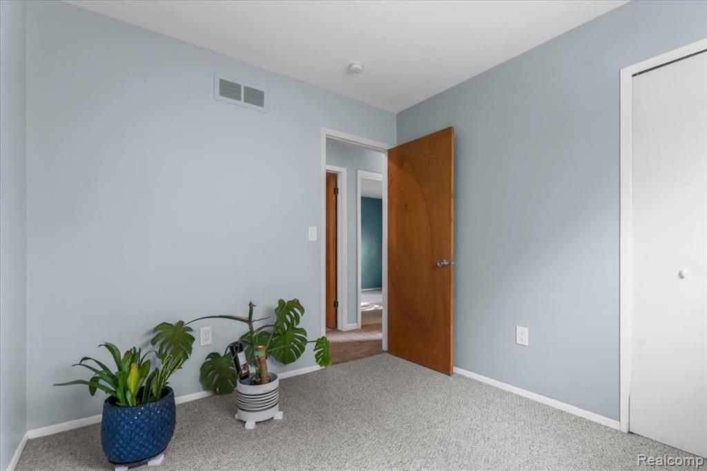 2519 Buckingham Avenue, Berkley, MI 48072 — Photo 16