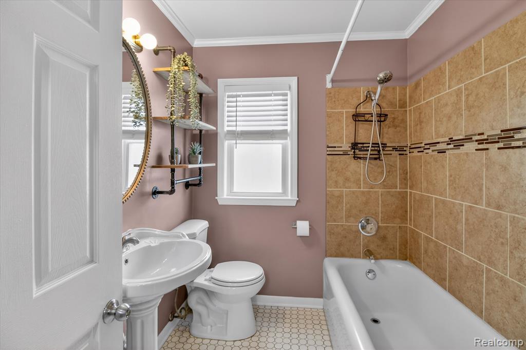 29508 Bock Street, Garden City, MI — Photo 22