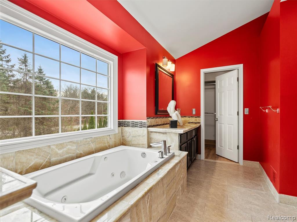 7359 Water Oaks, West Bloomfield, MI 48324 — Photo 11