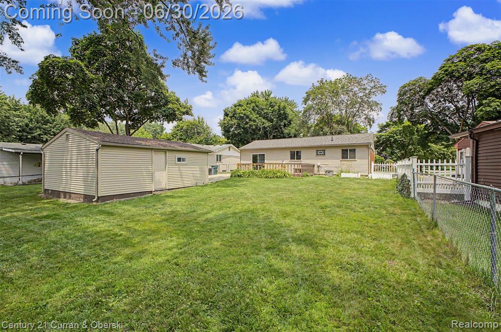 42519 Applecreek Drive, Plymouth, MI 48170 — Photo 41