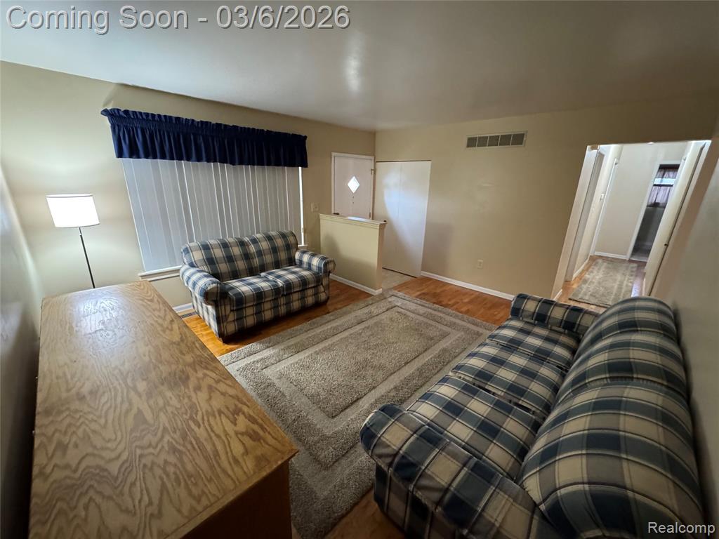 9828 Barkley Street, Belleville, MI 48111 — Photo 18