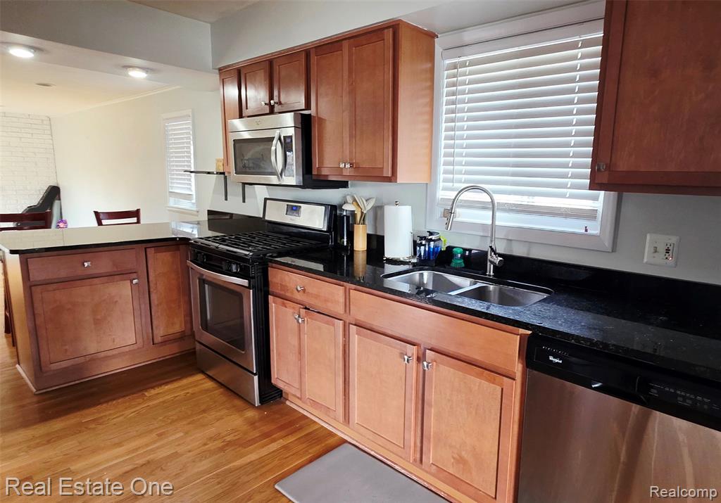 4217 Crooks Road, Royal Oak, MI 48073 — Photo 7
