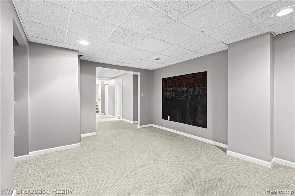 4254 Warrington Drive, Wixom, MI 48393 — Photo 33