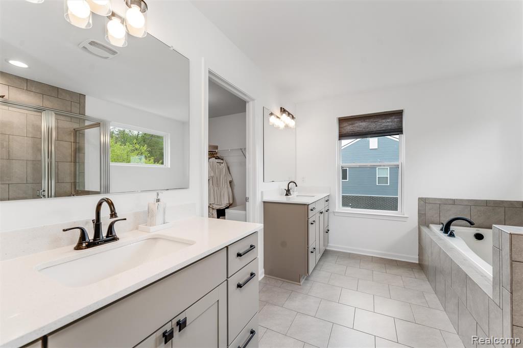 908 S Livernois Road, Rochester Hills, MI 48307 — Photo 27