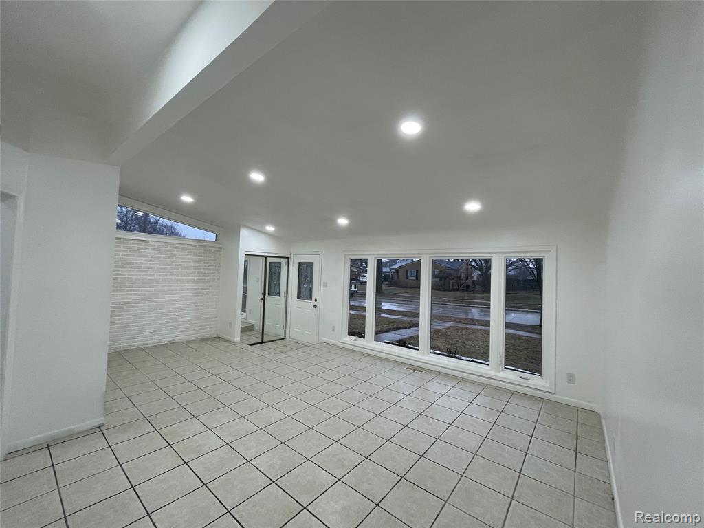 5265 Streefkerk Drive, Warren, MI 48092 — Photo 8