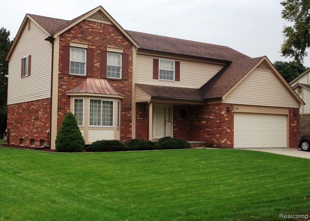 720 SHELLEY Drive, Rochester Hills, MI 48307 — front exterior