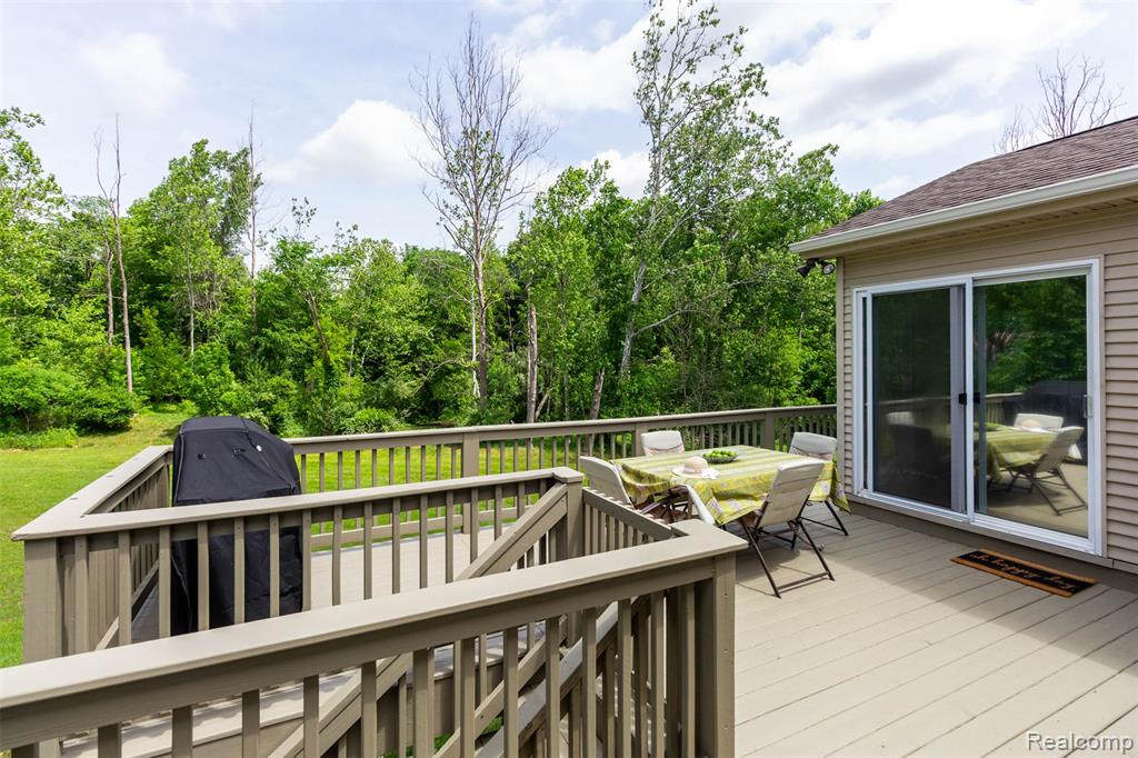 6137 East Street, North Branch, MI 48461 — Photo 48