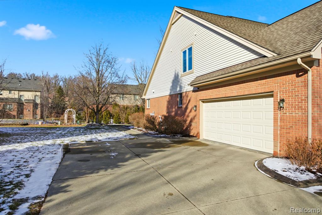 1275 Hendrie, Canton, MI 48187 — Photo 63